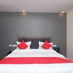 Oyo 36848 Embellish Inn